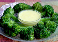 Broccoli with Hollandaise Sauce