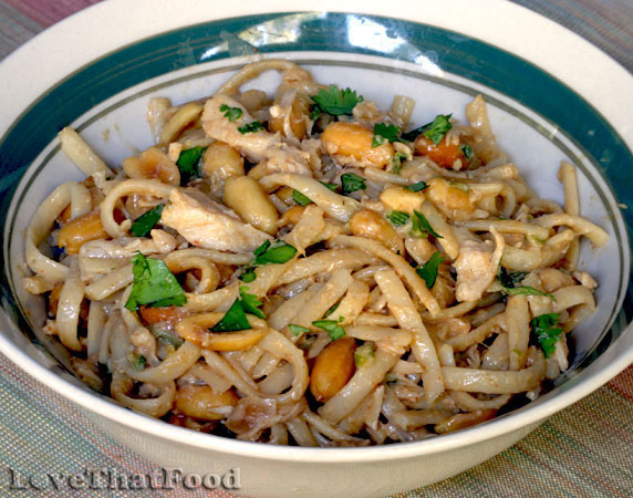 Chicken Linguine with Spicy Peanut Sauce