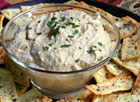 Homemade Hummus with Pita Chips