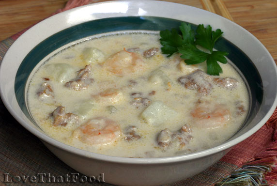 Shrimp Chowder with Sausage and Potatoes